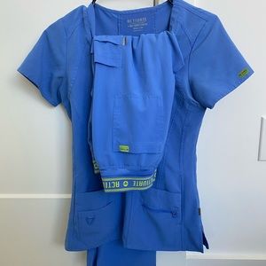 Med Couture Activate Scrubs